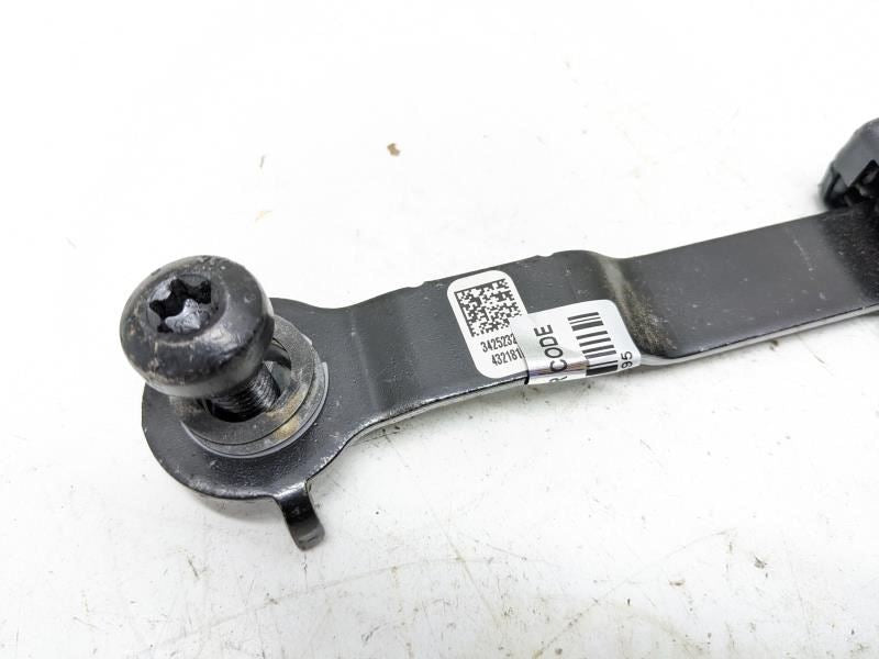 2018-2020 Ford F150 Rear Left Center Seat Belt Buckle JL3Z-1660044-AC OEM - Alshned Auto Parts