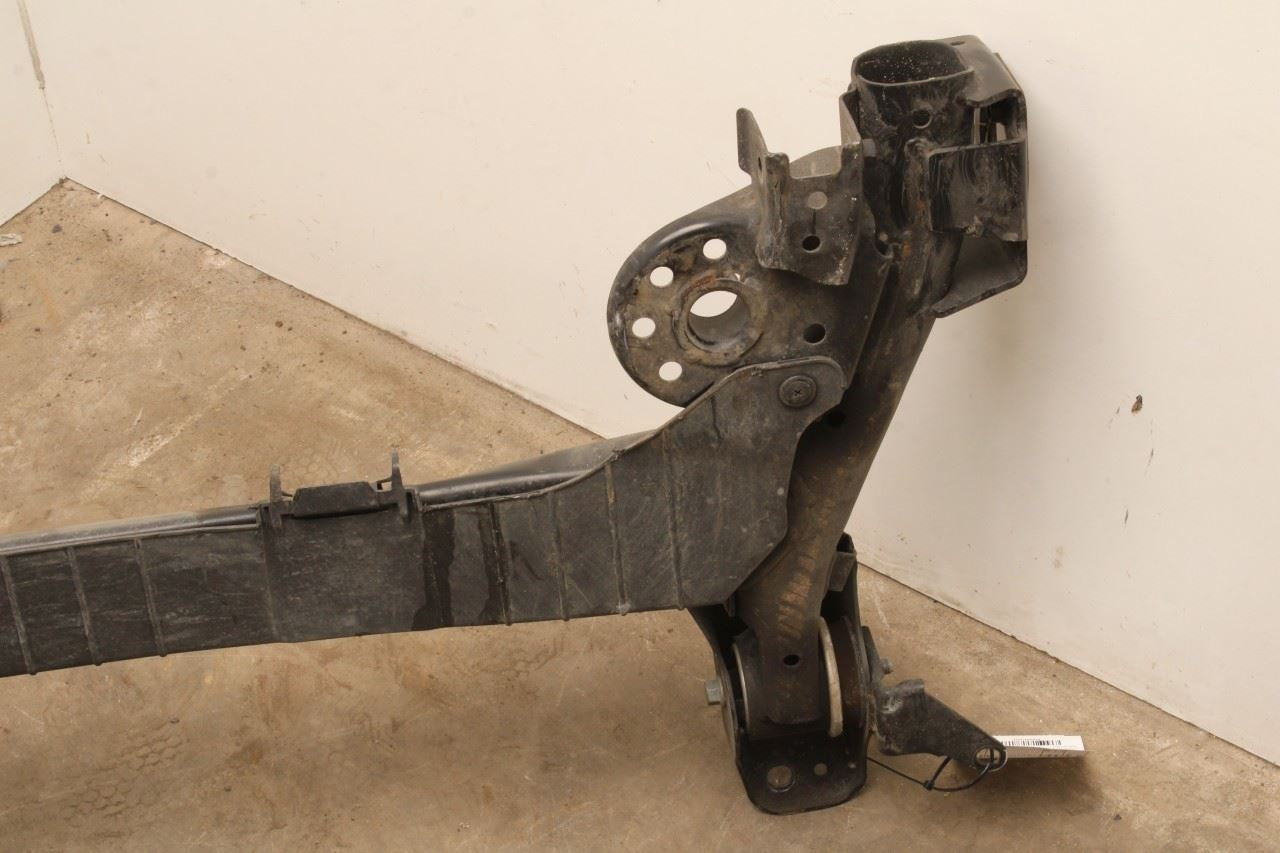 24-26 Hyundai Elantra SE FWD Rear Loaded Axle Torsion Beam Subframe 55101-AAHY04