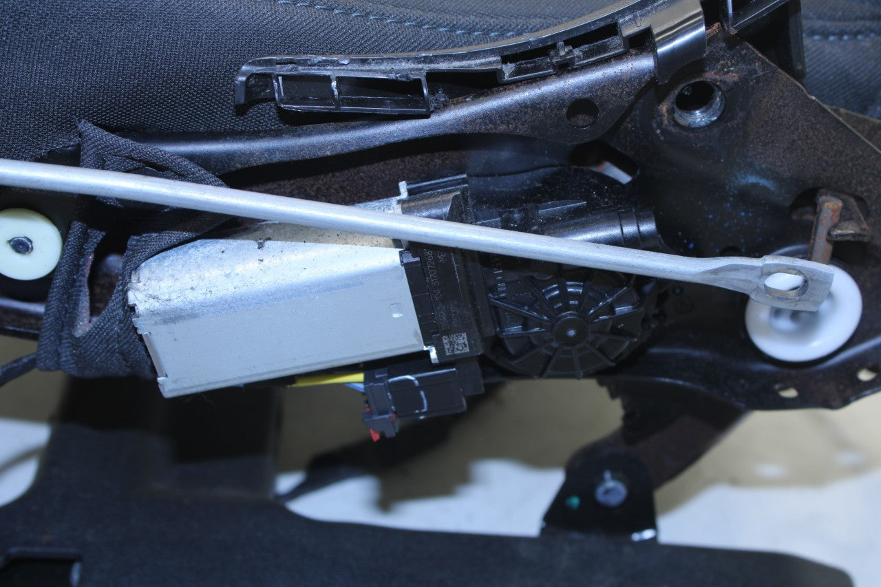 19-23 Chevrolet Blazer 2LT Front LH Seat Lower Track Frame w/ Cushion and Motors - Alshned Auto Parts