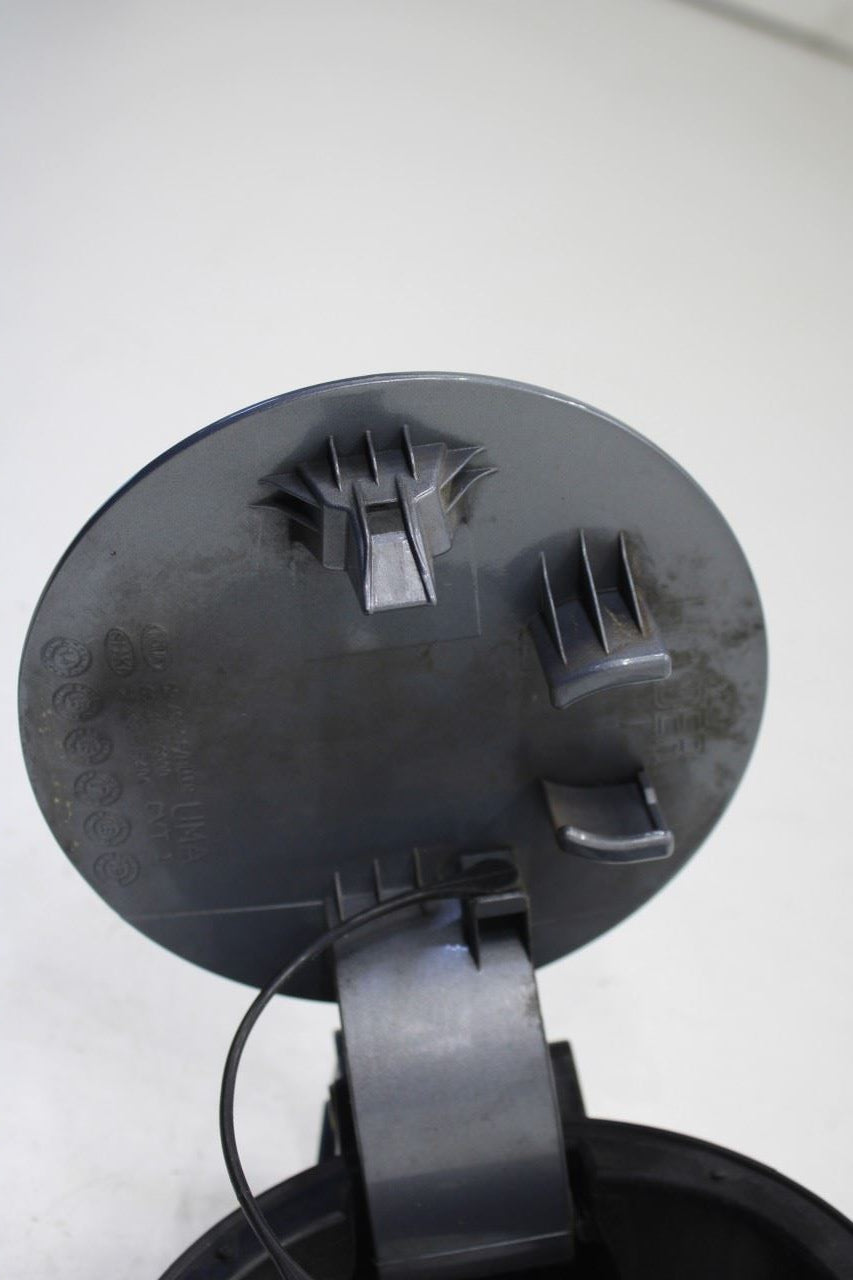 2019-2020 KIA Sorento LX Fuel Tank Filler Housing Door Lid Cover 69510-C6500 OEM - Alshned Auto Parts