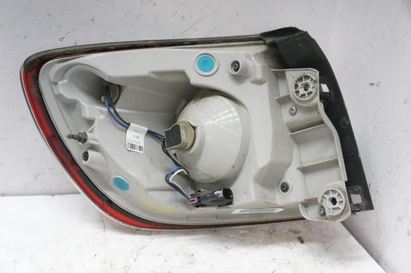 2008-12 Buick Enclave 3.6L AWD Rear Passenger Right Tail Light Lamp 25954942 OEM - Alshned Auto Parts