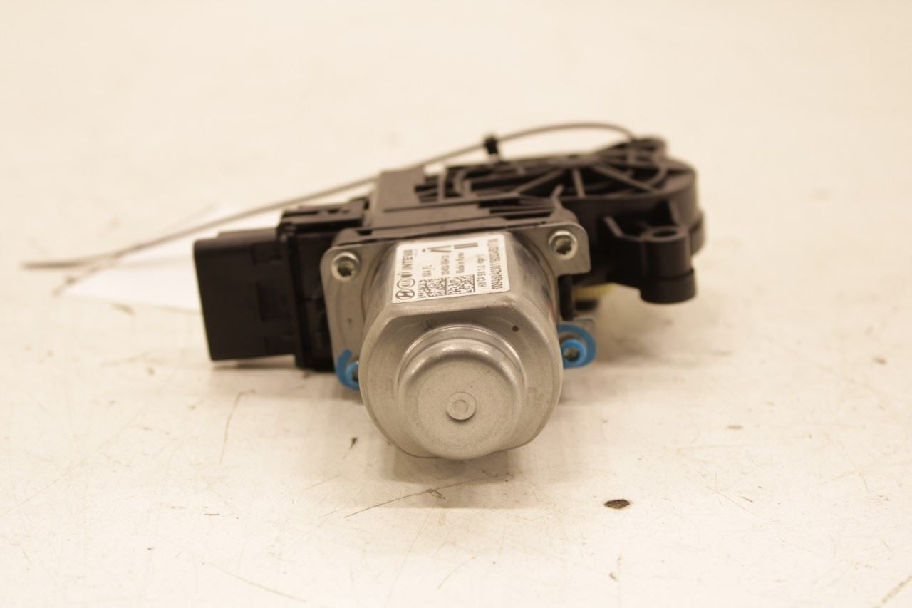 2022-2024 Hyundai Tucson SEL Front Left Door Power Window Motor 82450-N9410 OEM - Alshned Auto Parts