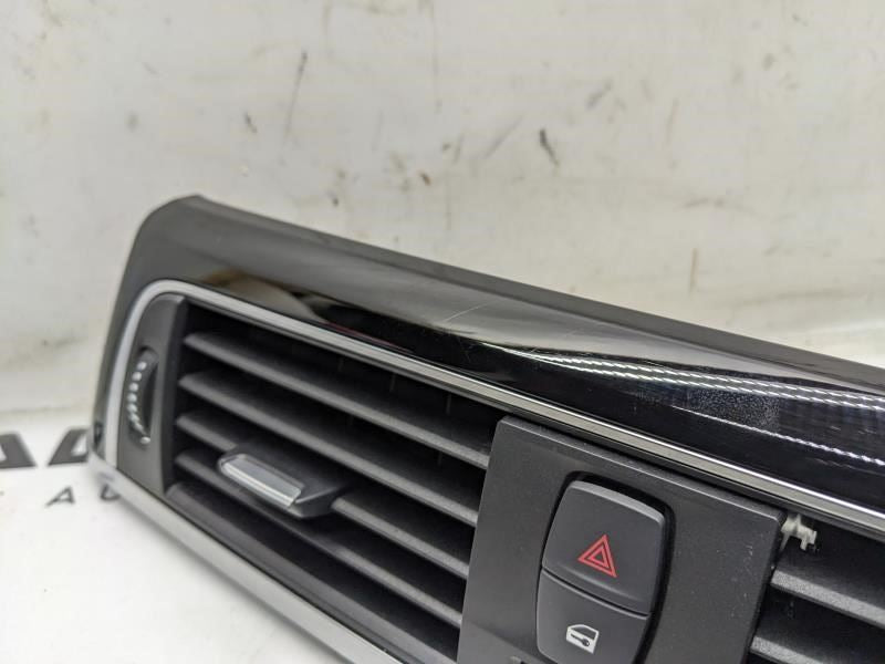 2018-20 BMW 430i xDrive 2.0L Dash Air Duct Vent Grille w/ Hazard Control Switch5