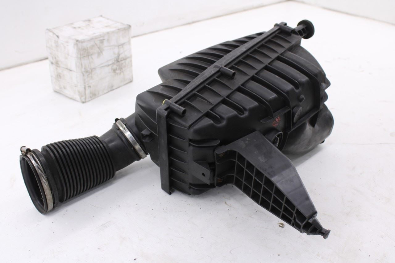 10-12 Land Rover Range Rover HSE 5.0L Right Side Air Intake Cleaner w/ Duct Tube - Alshned Auto Parts