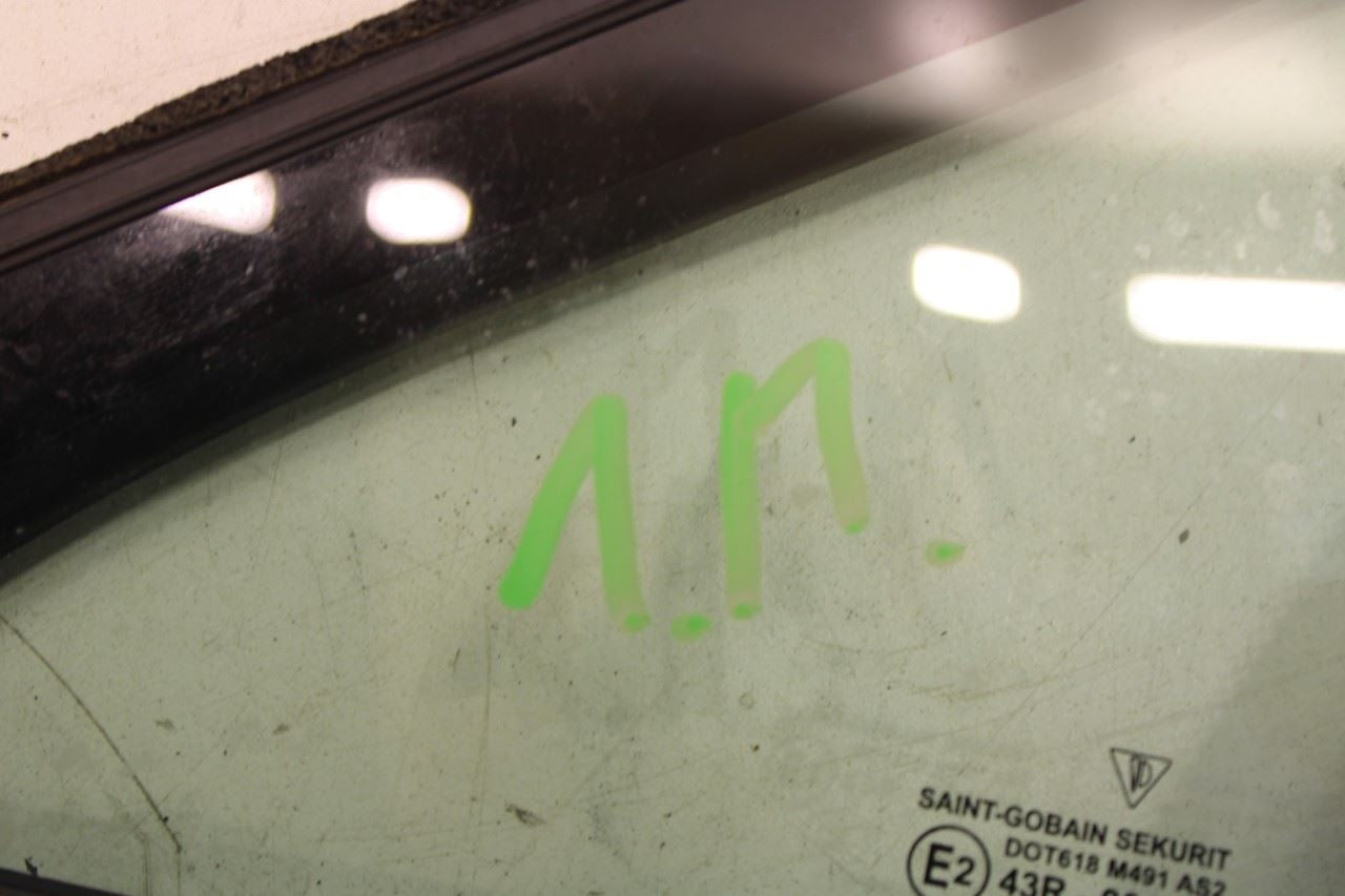 14-16 Porsche Panamera 4 Front LH Door Quarter Vent Window Glass 970-542-311-05 - Alshned Auto Parts