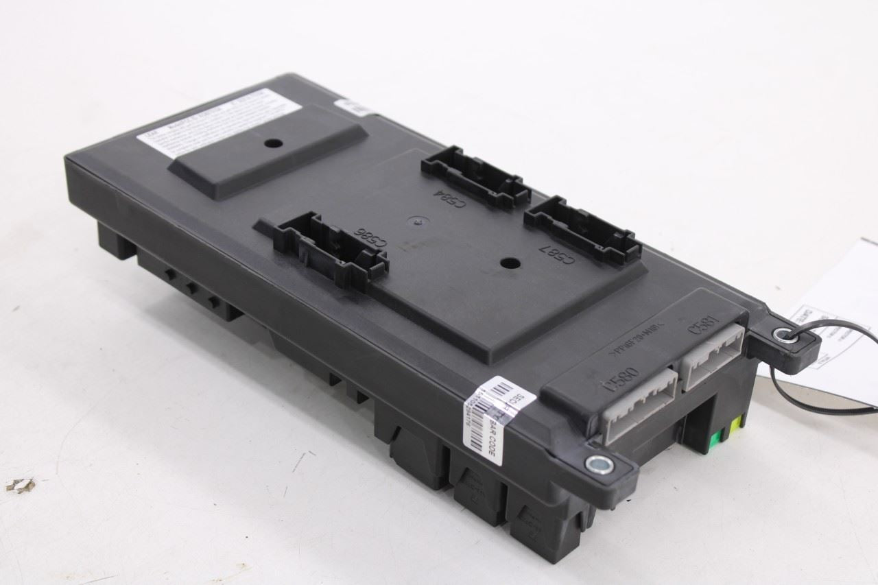 2010-12 Land Rover Range Rover HSE 5.0L Cabin Instrument Panel Fuse Relay Block - Alshned Auto Parts