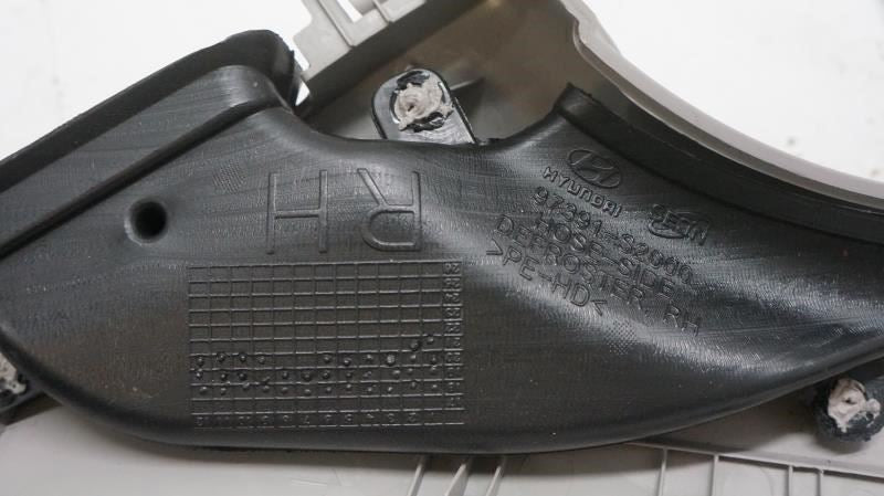 2019-2023 Hyundai Santa Fe Front Right Windshield A-Pillar Panel 85820-S2000-YGE6