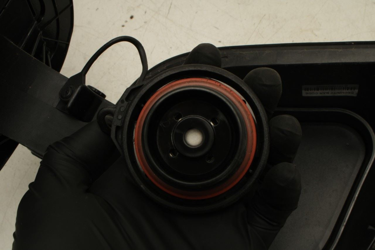 2023-2025 KIA Sportage Hybrid EX 1.6L Fuel Tank Filler Housing Door Lid Cover - Alshned Auto Parts