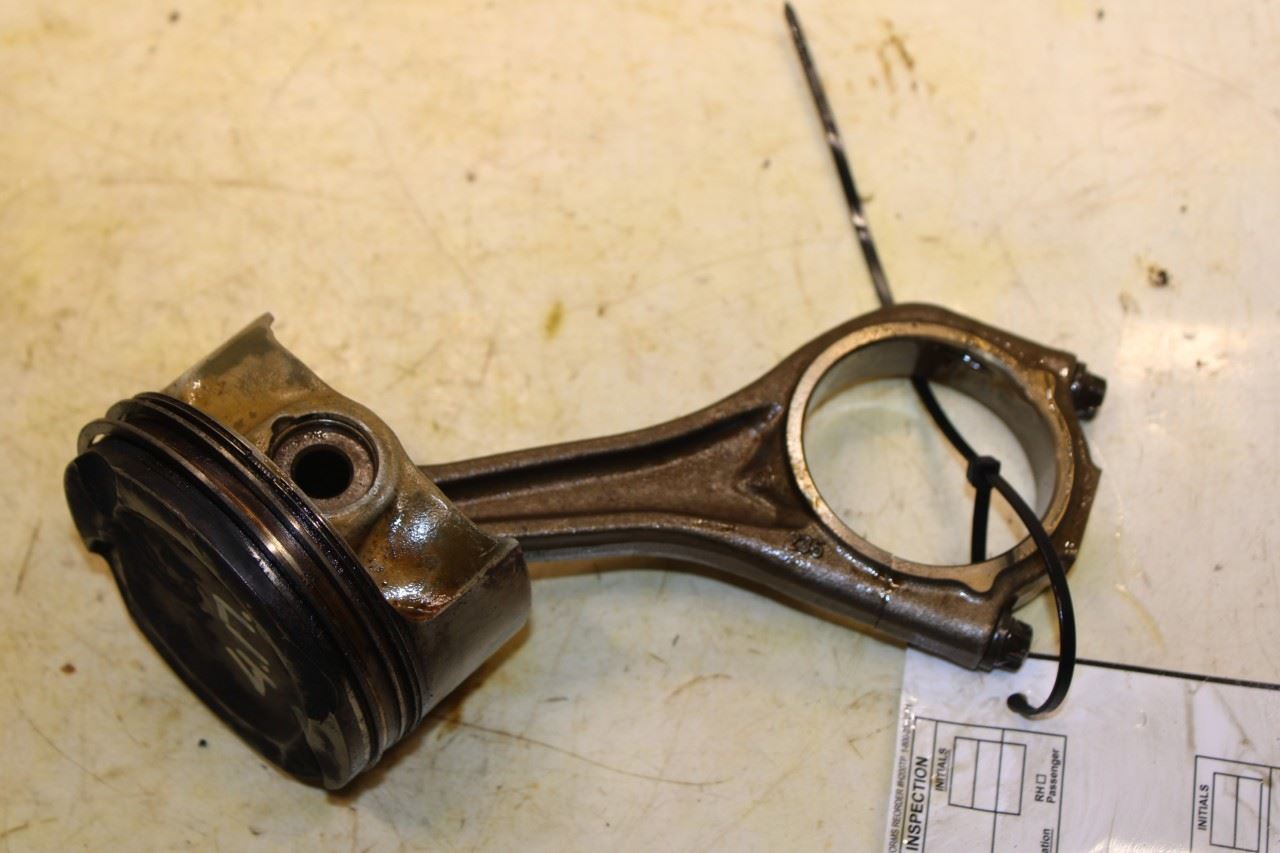 10-12 BMW 750Li xDrive 4.4L Engine Piston Right 4 w/ Connecting Rod 11257613626 - Alshned Auto Parts