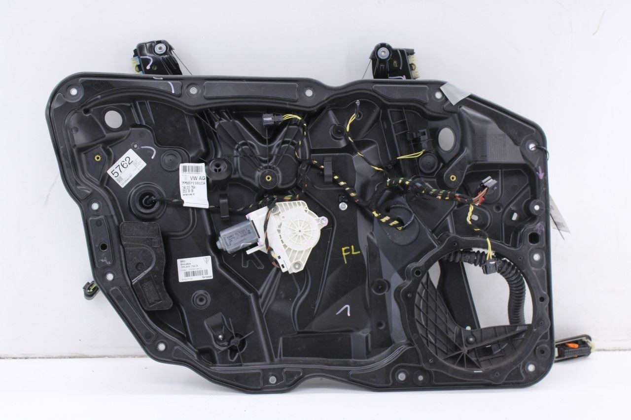 11-18 Porsche Cayenne S FR LH Door Window Regulator w/ Carrier and Motor *ReaD*0