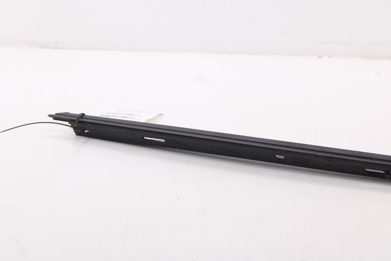 2015-2023 Ford Mustang GT Coupe Front Right Upper Roof Molding Weatherstrip Set8