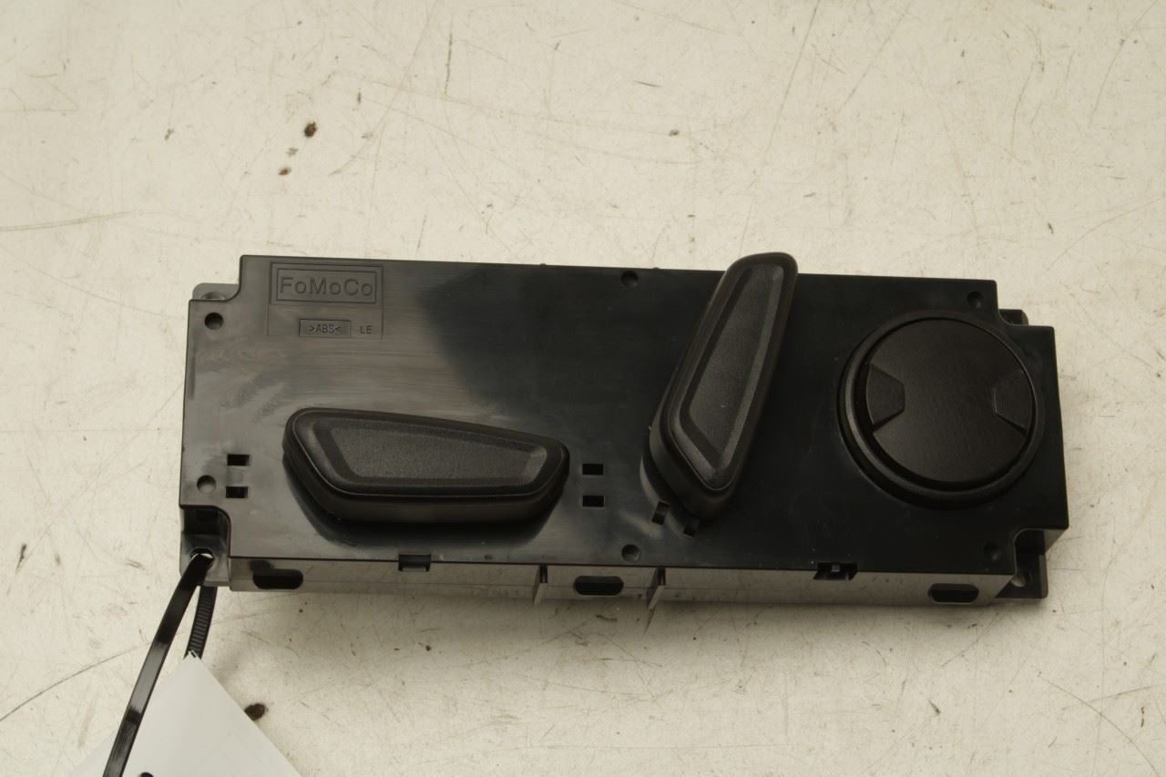 20-25 Ford Escape SEL Front Left Power Seat Adjust Control Switch KB5T-14B709-AA - Alshned Auto Parts