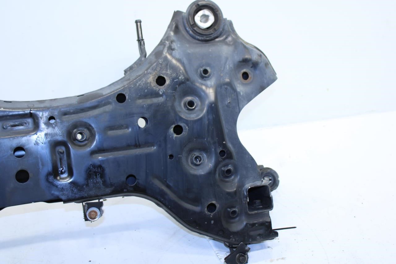 2019-2020 Hyundai Santa Fe 2.4L AWD Front Crossmember Subframe 62405-S1650 OEM - Alshned Auto Parts