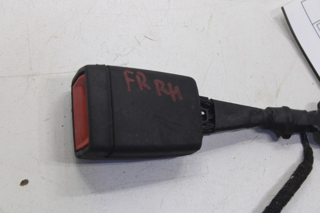 17-20 Alfa Romeo Giulia Ti AWD 2.0L Front Passenger Right Side Seat Belt Buckle - Alshned Auto Parts