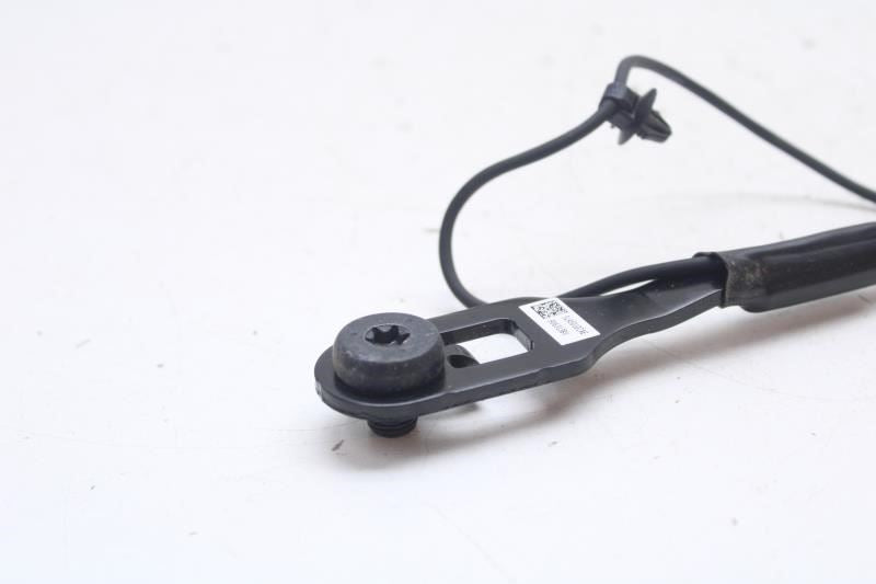 17-19 Chrysler Pacifica Front RH Passenger Side Seat Belt Buckle 5LA501D2AE OEM - Alshned Auto Parts