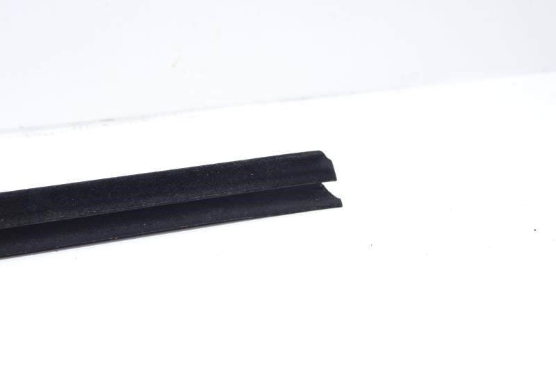 2003-12 Land Rover Range Rover Front Right Door Inner Belt Weatherstrip LR012117 - Alshned Auto Parts