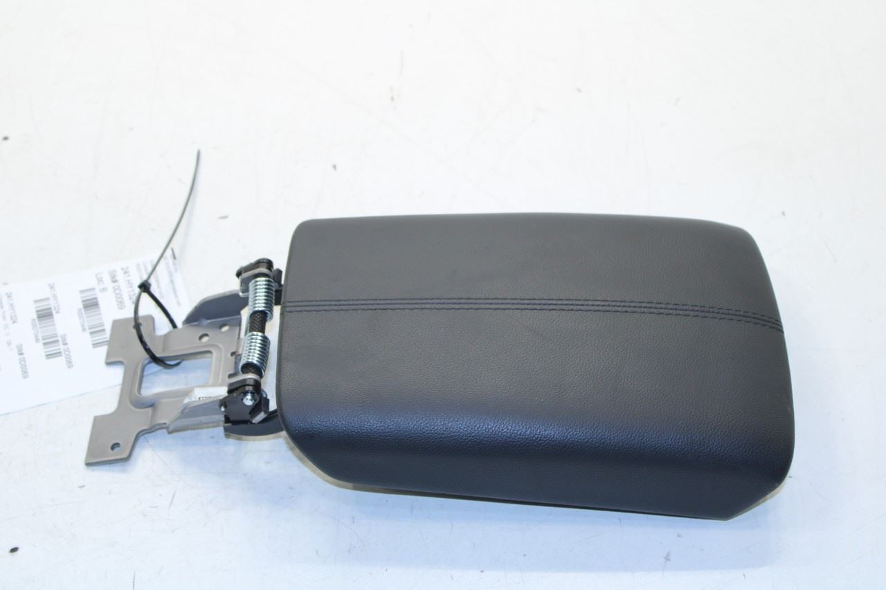 2022-2024 Hyundai Tucson SEL Center Console Armrest Lid Cover 846R0-CW100-NNB - Alshned Auto Parts