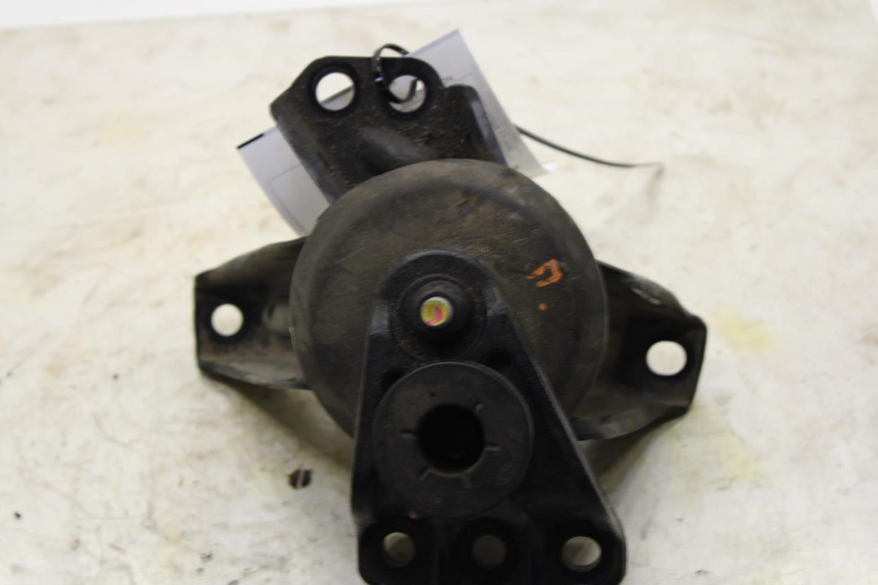 2016-21 Hyundai Tucson Value 2.0L FWD Front Engine Mounting Bracket 21810-D3100 - Alshned Auto Parts