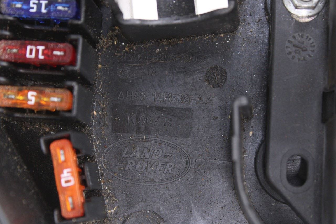 2010-2012 Land Rover Range Rover HSE 5.0L 4WD Engine Fuse Relay Junction Block - Alshned Auto Parts