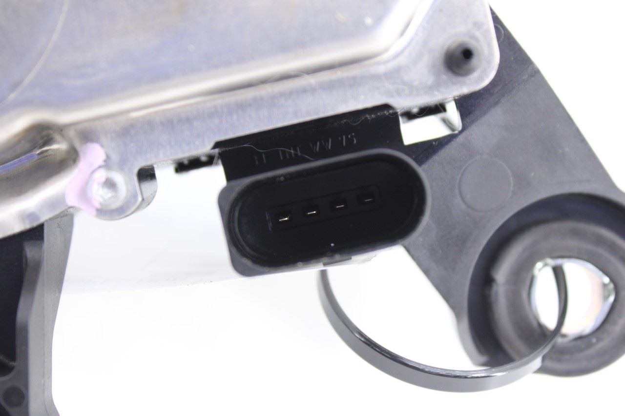 2011-2018 Porsche Cayenne S Rear Windshield Wiper Motor 7P5955711A OEM3