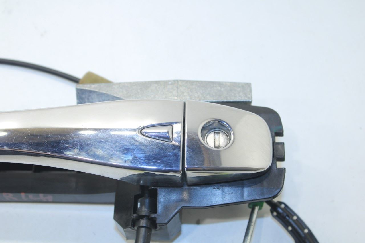 13-20 Nissan Pathfinder SV 3.5L AWD Front Driver Left Side Door Exterior Handle - Alshned Auto Parts