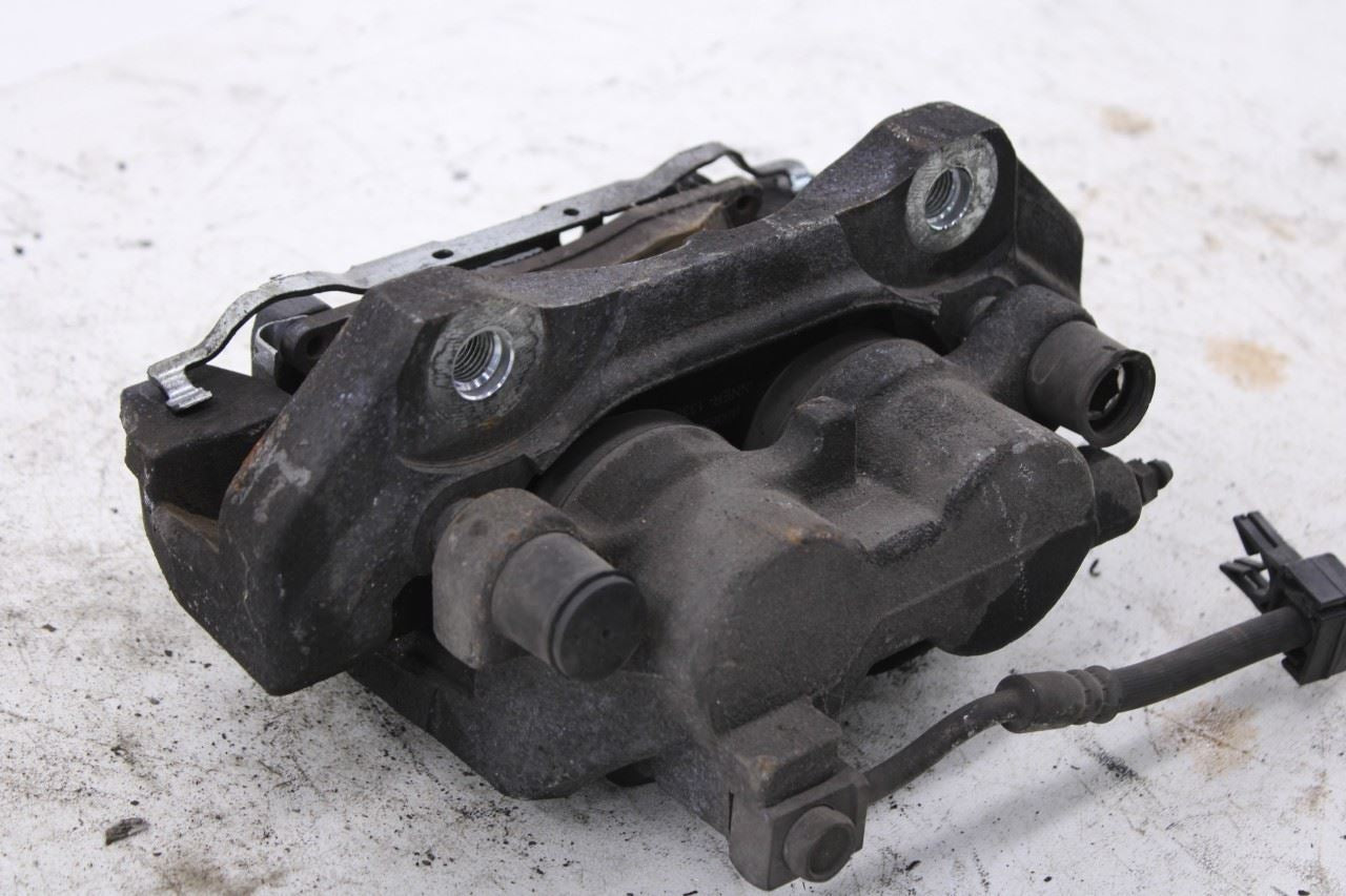 2011-25 Dodge Durango SXT 3.6L AWD Front Passenger Right Side Brake Disc Caliper14