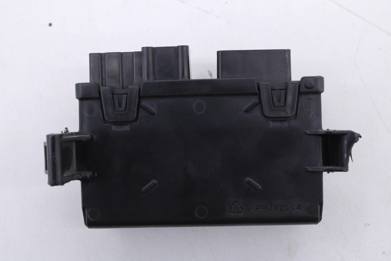 2016-2024 Chevrolet Equinox LT Rear Power Liftgate Back Door Control Module OEM9