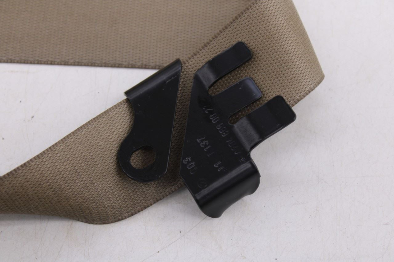 2010-13 Mercedes-Benz E350 Luxury 4Matic AWD Front Left Side Seat Belt Retractor3
