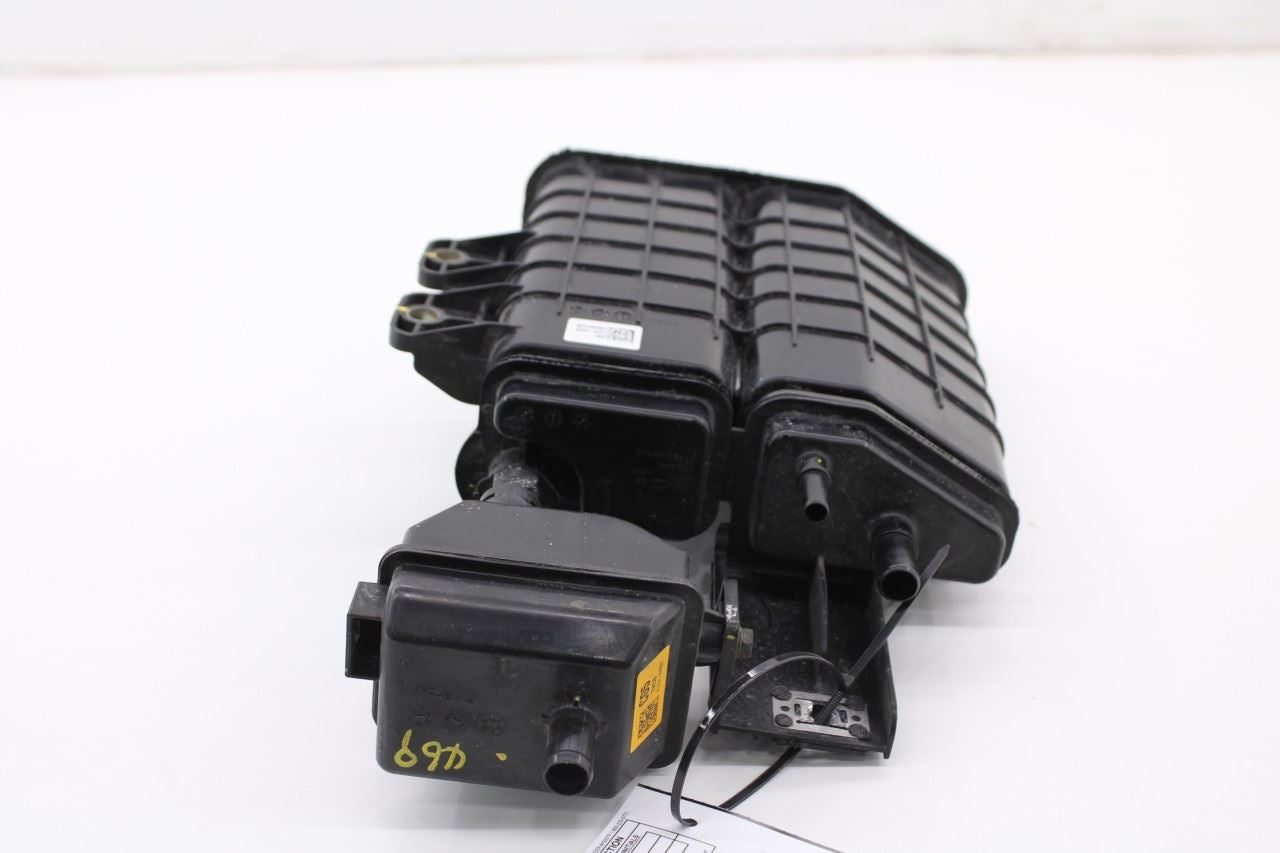21-26 Hyundai Elantra SE 2L Fuel Vapor Evaporator Emission Canister 31420-AA5001