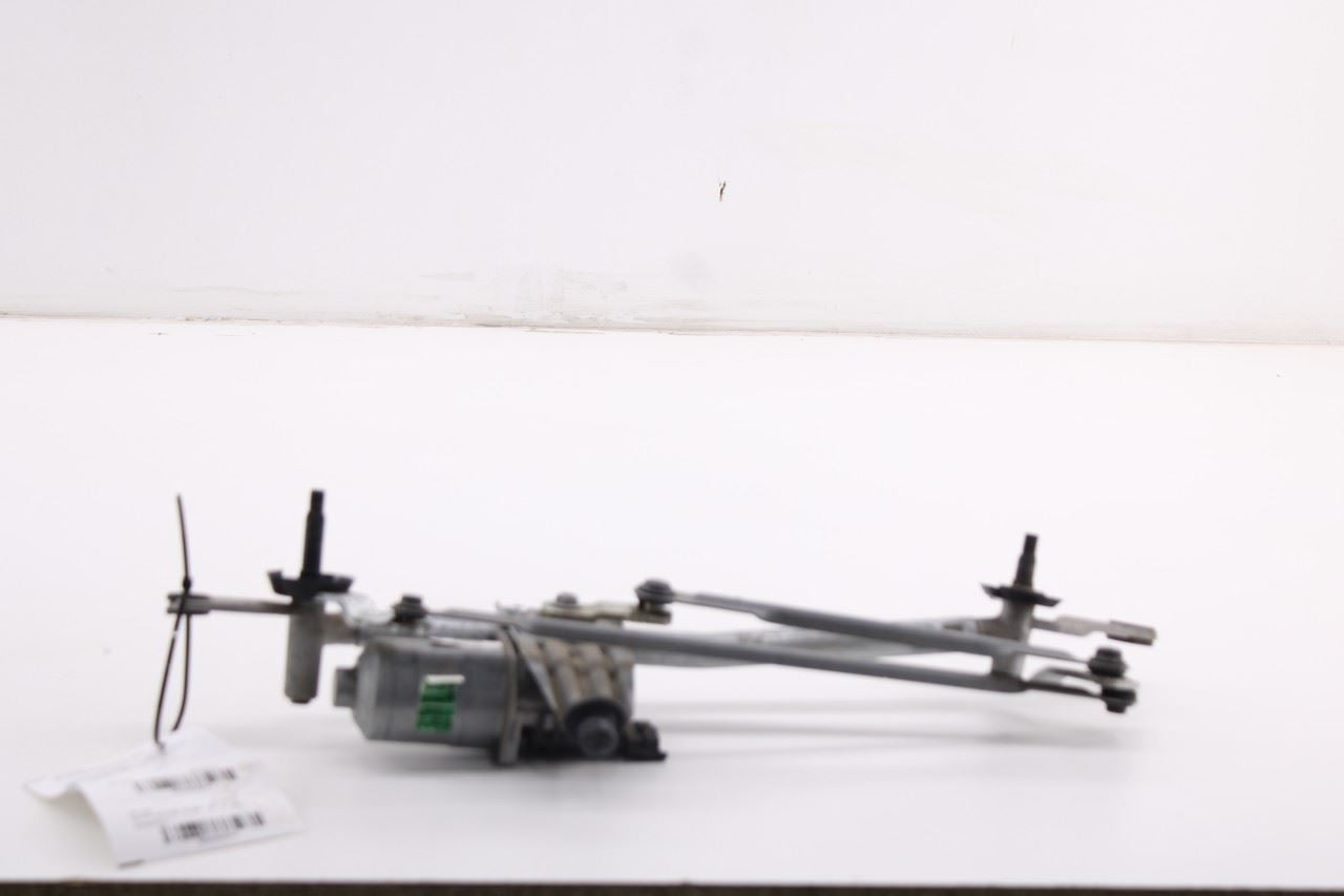21-23 Hyundai Santa Fe SEL Front Windshield Wiper Transmission Linkage w/ Motor8