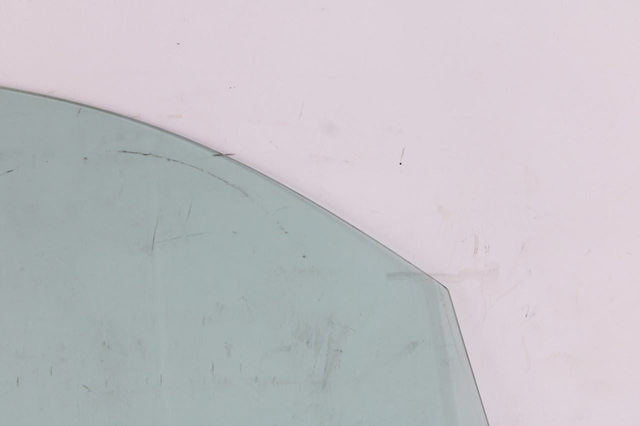2011-2017 Audi Q5 Premium Front Left Door Window Movable Glass 8R0845201E OEM - Alshned Auto Parts