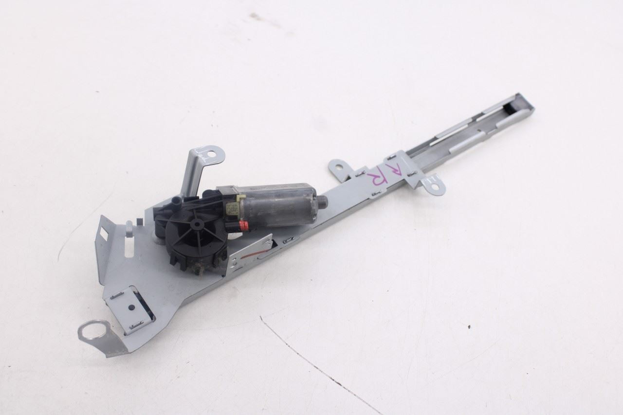 06-09 Mercedes-Benz CLK 350 Front RH Side Seat Belt Feeder Adjuster Guide *ReaD*6