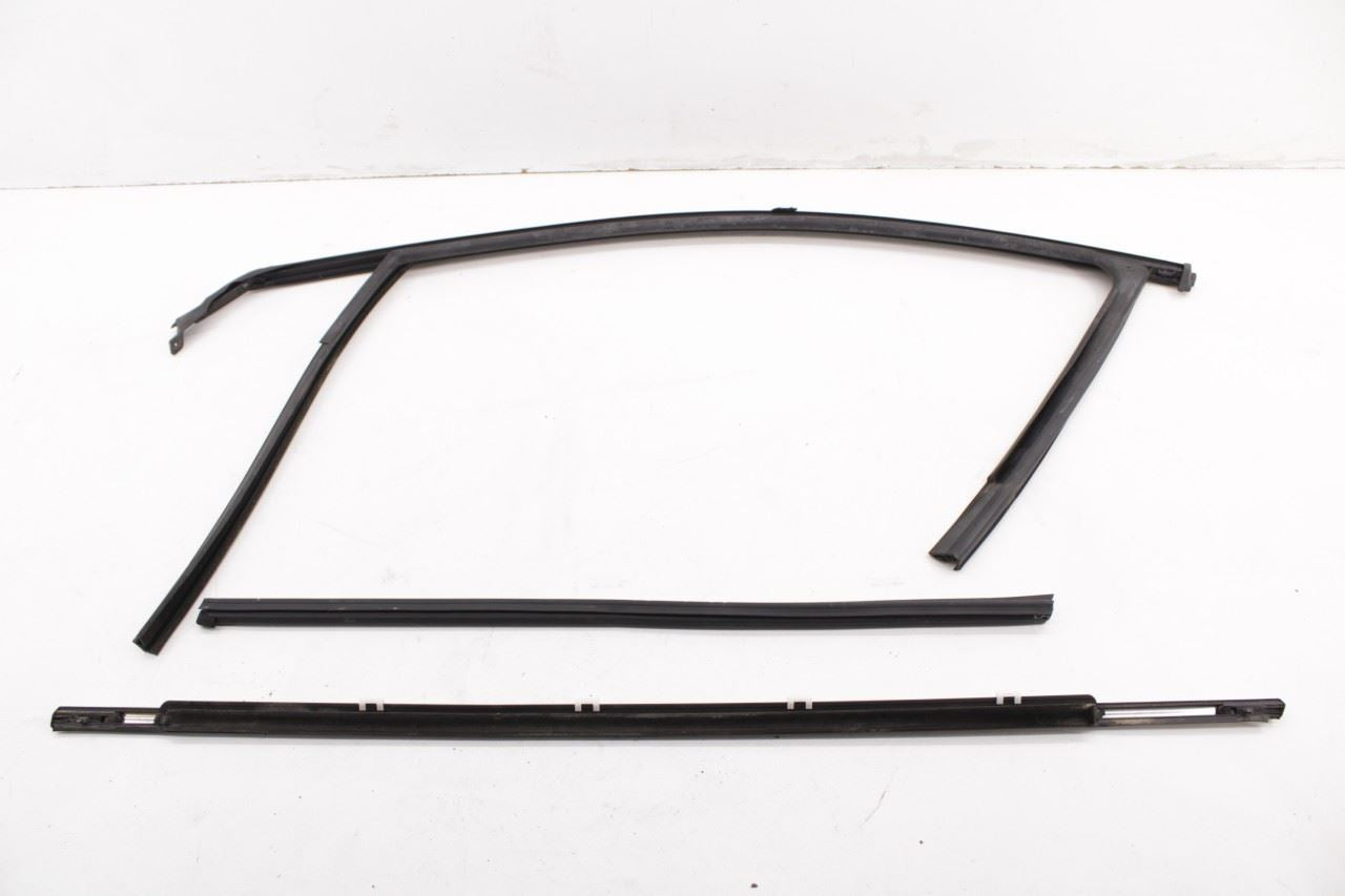 16-20 KIA Sorento EX FR RH Door Run Channel w/ Belt Outer and Inner Weatherstrip - Alshned Auto Parts