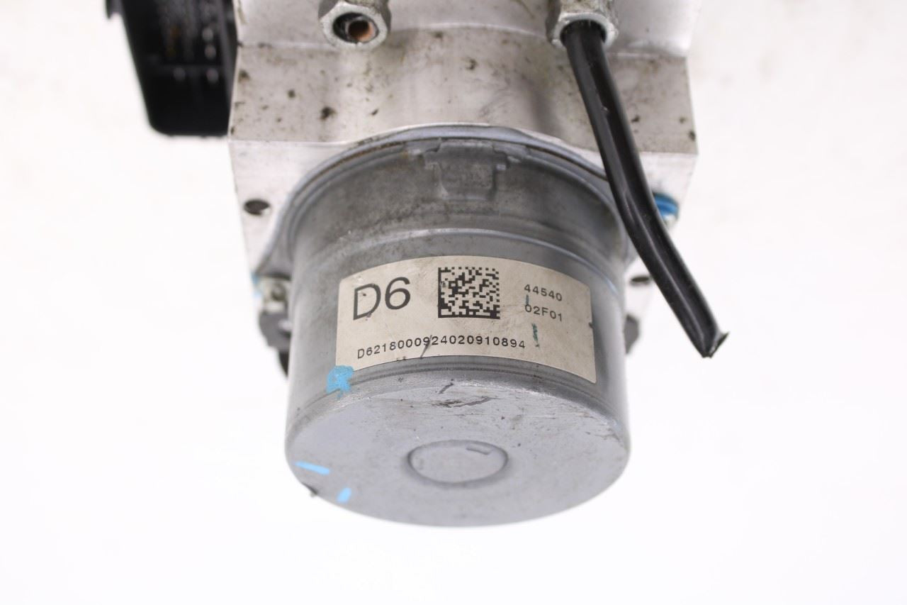 23-25 Toyota Corolla LE 2L ABS Anti Lock Brake Pump Control Module 44050-02M015
