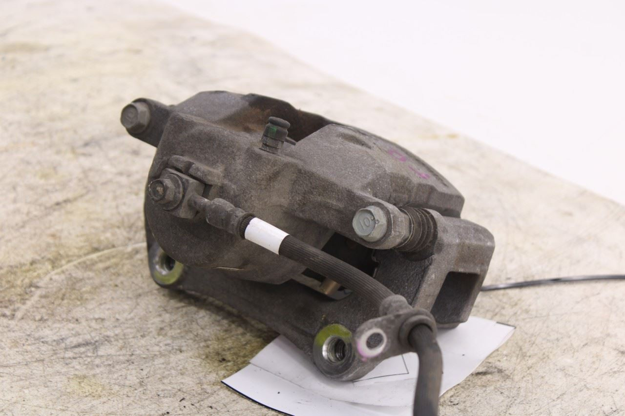 2018-24 Chevrolet Equinox LT 1.5L FWD Front Passenger RH Side Brake Disc Caliper8