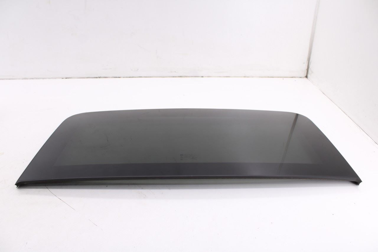 2017-2019 Buick LaCrosse Premium Roof Window Front Sunroof Panel Glass 841177355