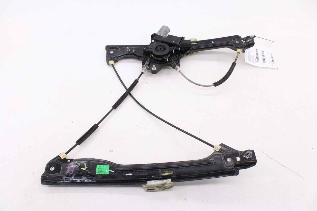 2017-2019 Buick Lacrosse Premium Front Left Side Door Window Regulator w/ Motor0