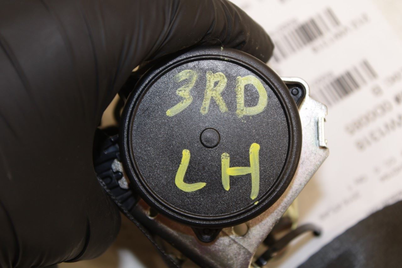 18-24 Volkswagen Atlas S 3.6L Rear Driver Left Side 3rd Row Seat Belt Retractor - Alshned Auto Parts