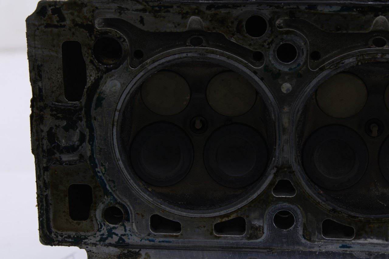 06-11 Mercedes-Benz E 350 212 Type Sdn 3.5L Gas Right Engine Cylinder Head Assy18