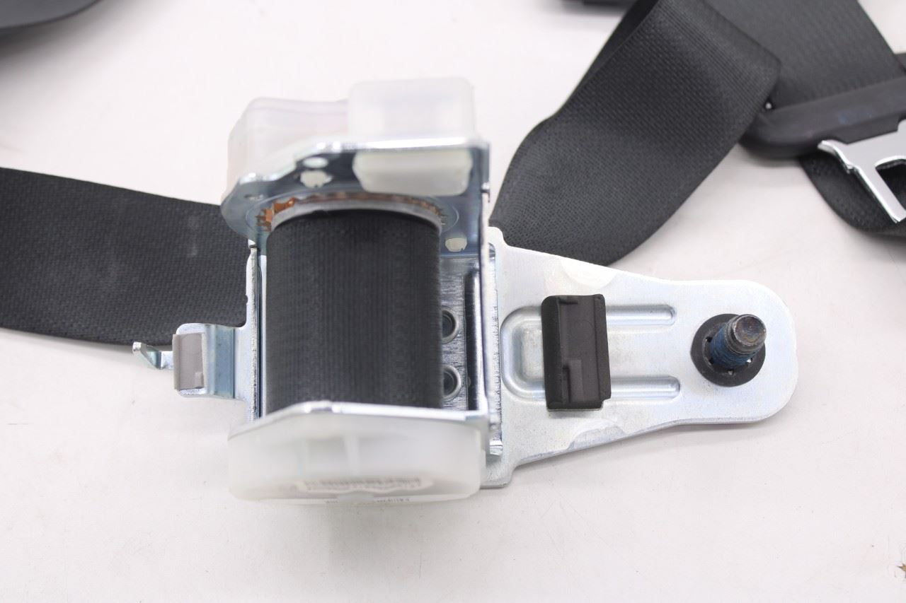 16-20 Kia Optima EX Rear Center 2nd Row Seat Belt Retractor w/ Seat Belt Buckle - Alshned Auto Parts