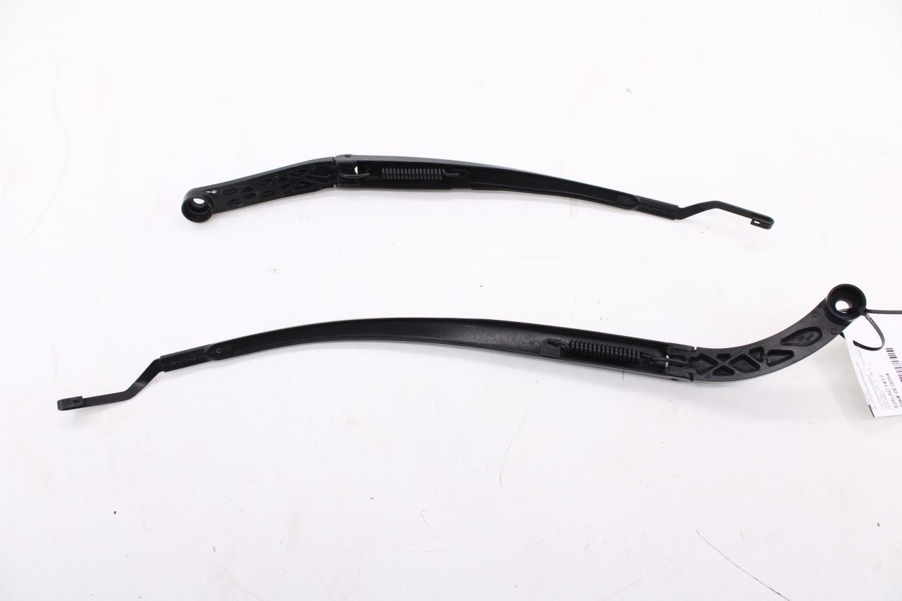 14-2020 Acura MDX w/Technology Pkg Front Left and Right Windshield Wiper Arm OEM1