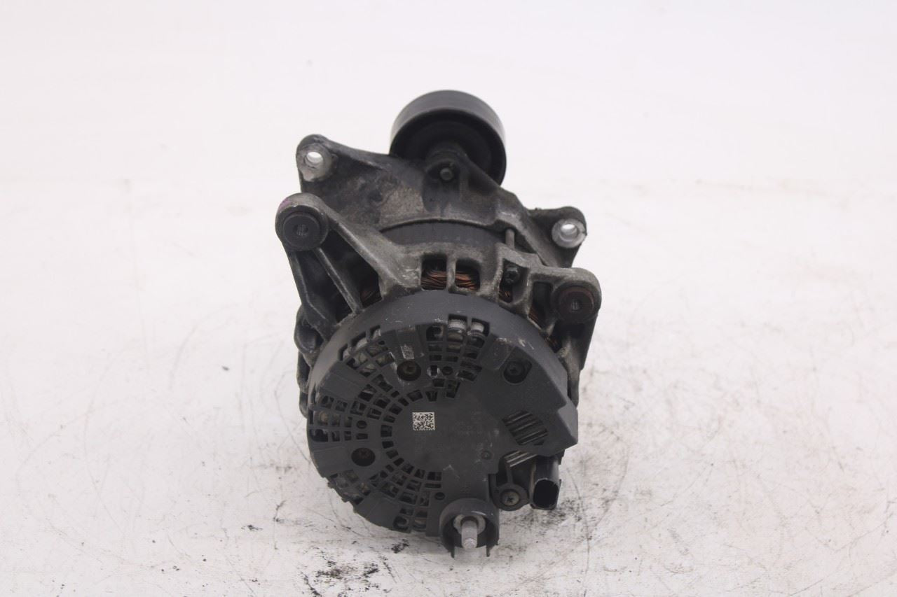 2015-2018 Mercedes-Benz C 300 4Matic 2.0L Alternator Generator 000-906-77-03 OEM1