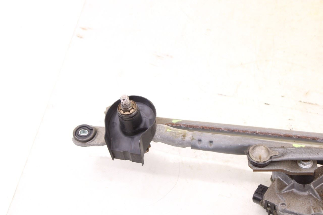2011-2020 Toyota Sienna LE Front Windshield Wiper Transmission Linkage w/ Motor - Alshned Auto Parts