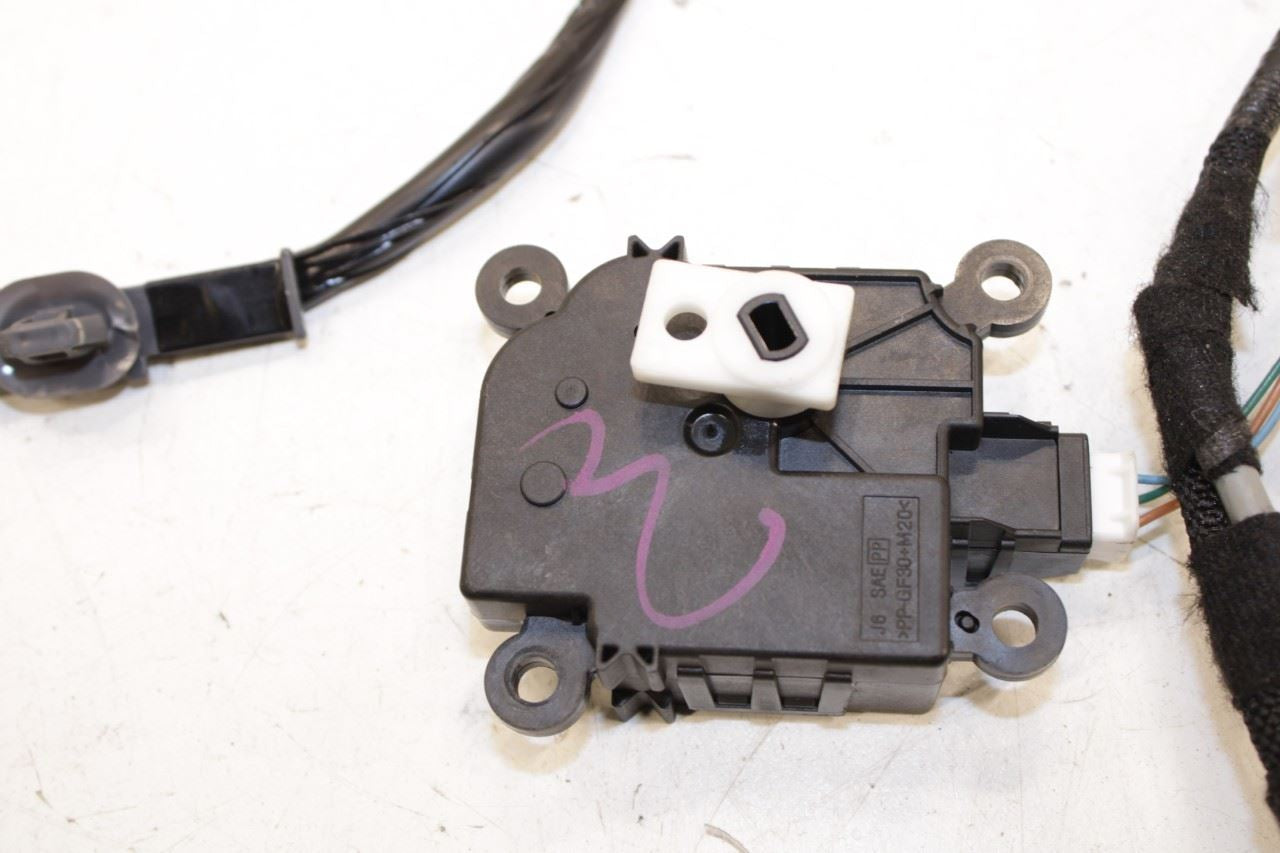 20-25 Mazda CX-30 2.5 S HVAC Blend Door Actuator Motor Set of 5 w/ Wire Harness - Alshned Auto Parts