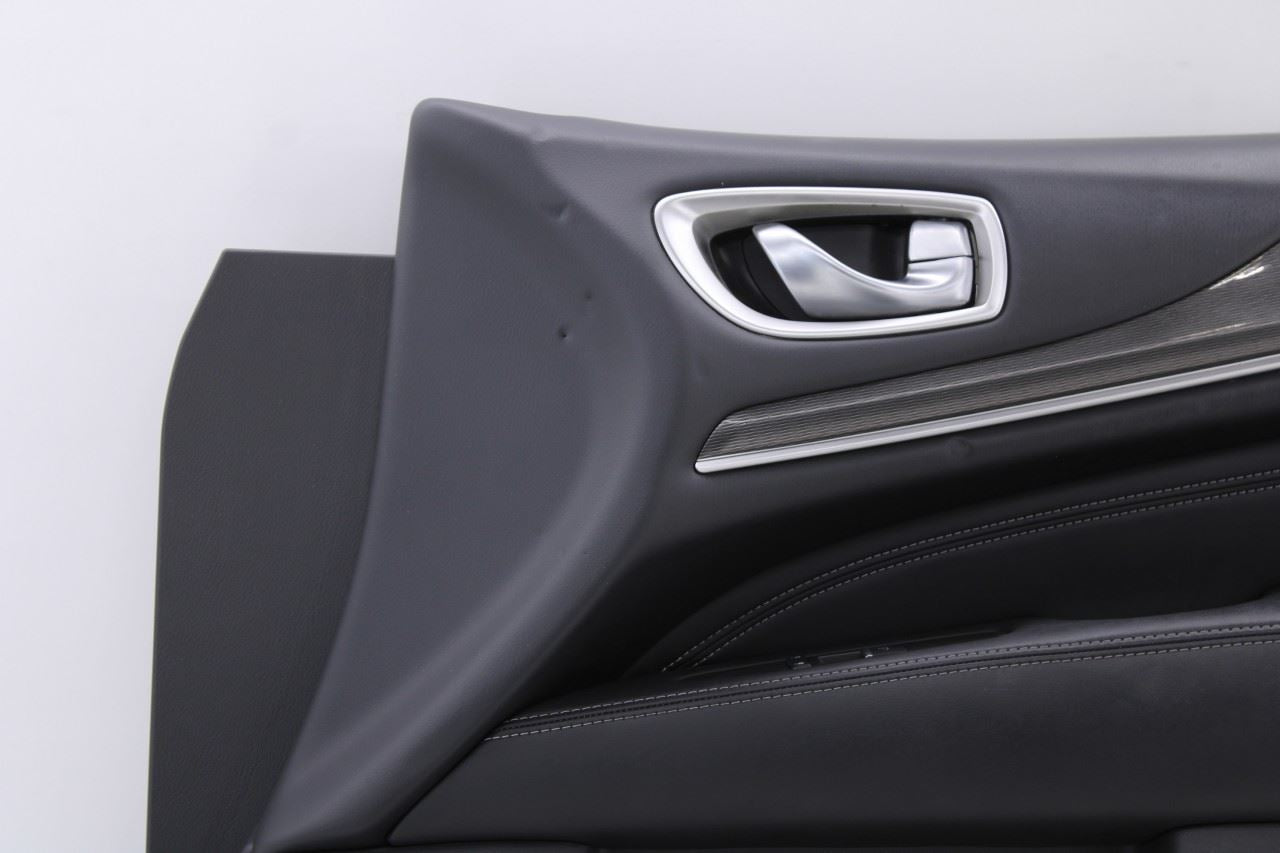 2016-19 Infiniti QX60 Front Right Side Door Trim Panel 809A0-9NF0A OEM *ReaD*2