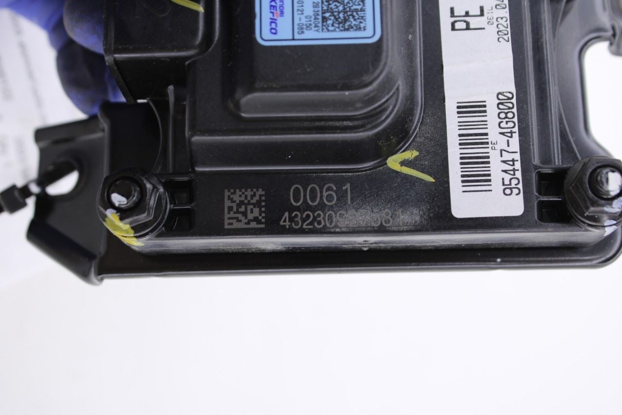 21-2023 Hyundai Santa Fe SEL 2.5L Transfer Case Control Module TCCM 95447-4G8002