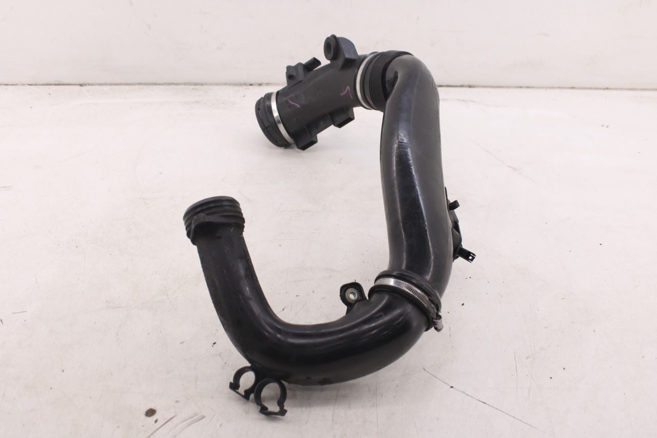 2011-13 BMW X5 xDrive35i 3.0L Air Intake Cleaner Duct Tube Hose 13-71-7-583-7147
