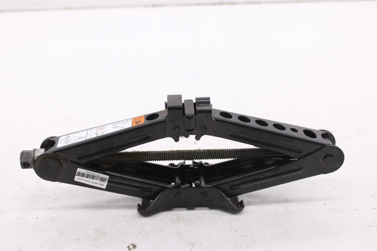 2015-2026 Ford Mustang Convertible V6 3.7L RWD Lifting Jack w/ Wheel Nut Wrench5