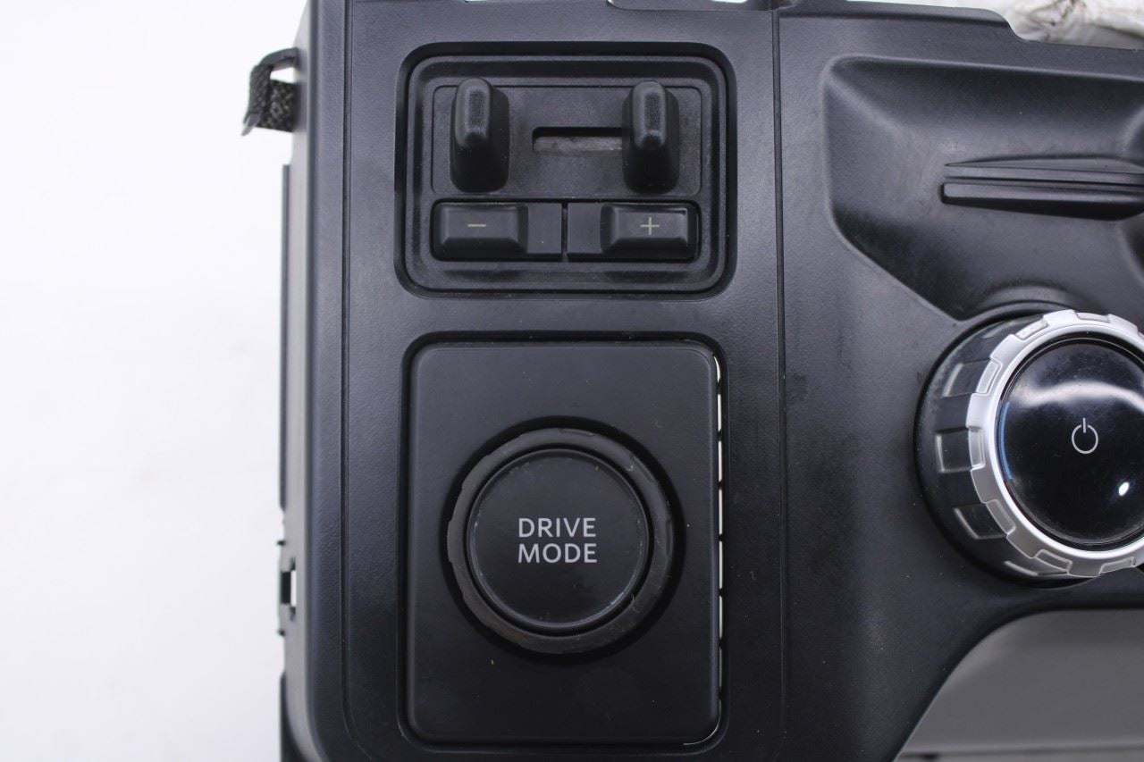2022-24 Ford F150 XLT SuperCrew RWD Radio AC Heater Temperature Climate Control5