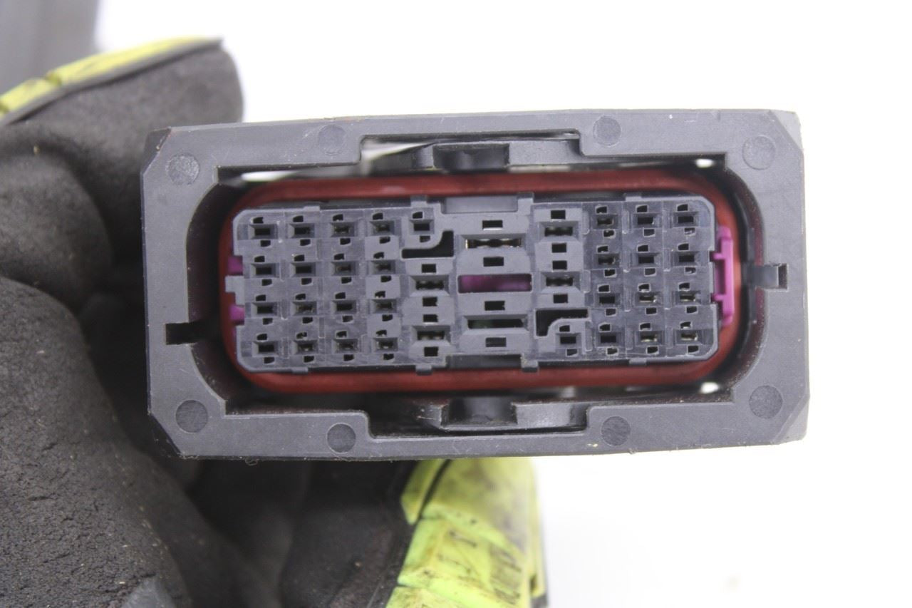 18-22 Chevrolet Equinox LT FWD Front Passenger Right Side Seat Lower Track Frame - Alshned Auto Parts